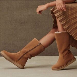 UGG Alber Full Side Zip Boots Womens Size 7